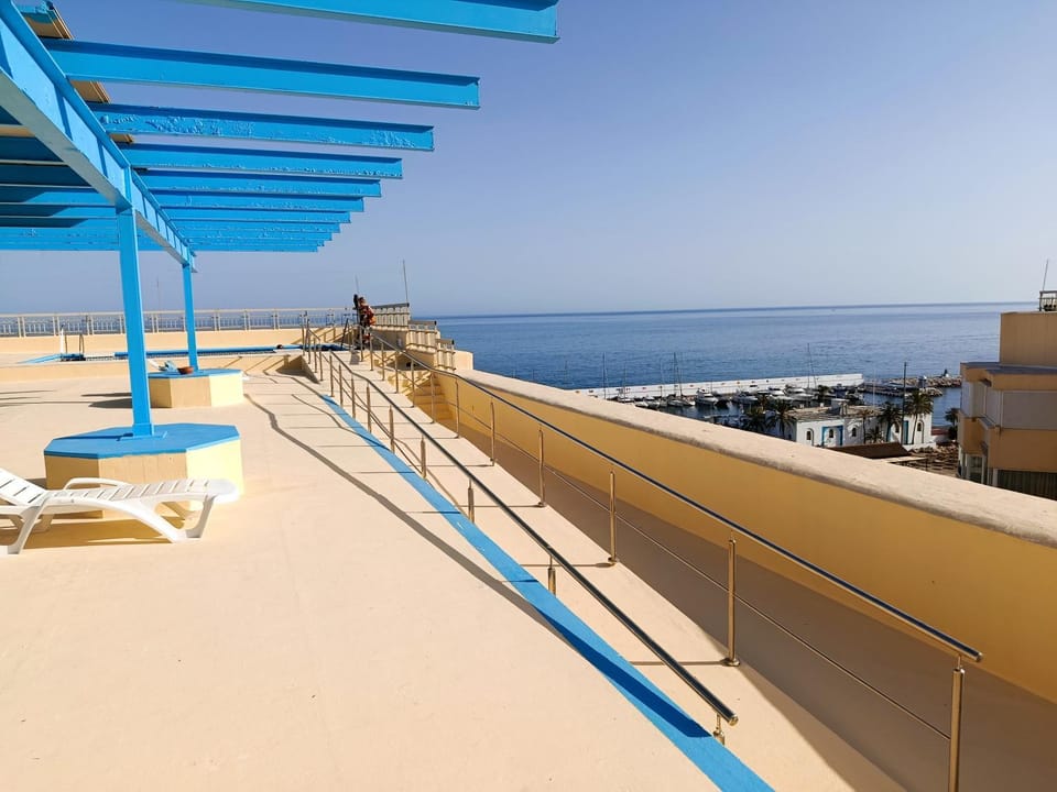 View (from property/room), Landmark view, Sea view, Street view, Swimming pool