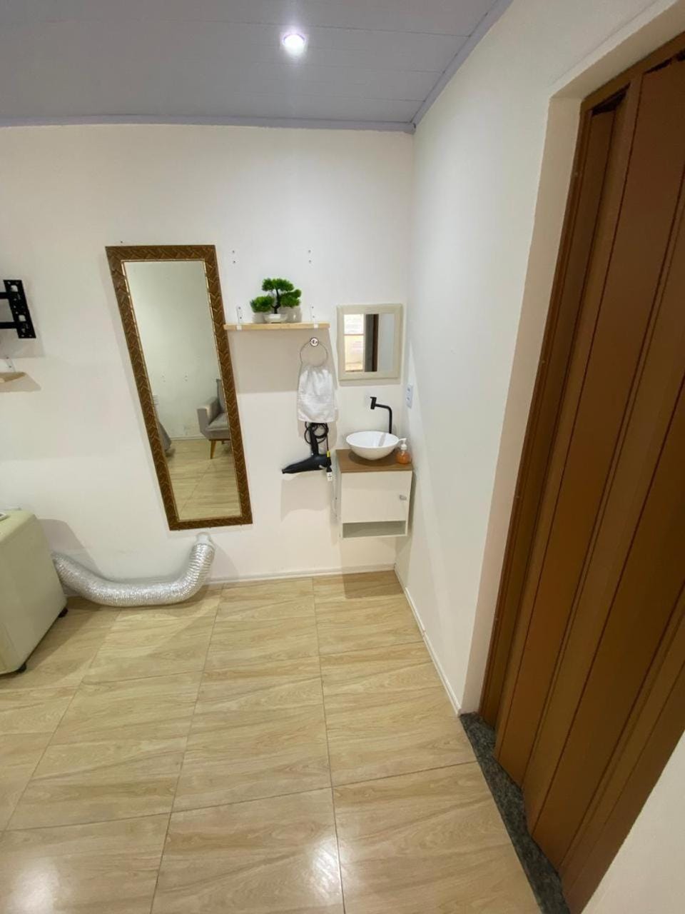 kitnet Residencial Ozzy com Garagem Coberta em Betim Apartment in Betim