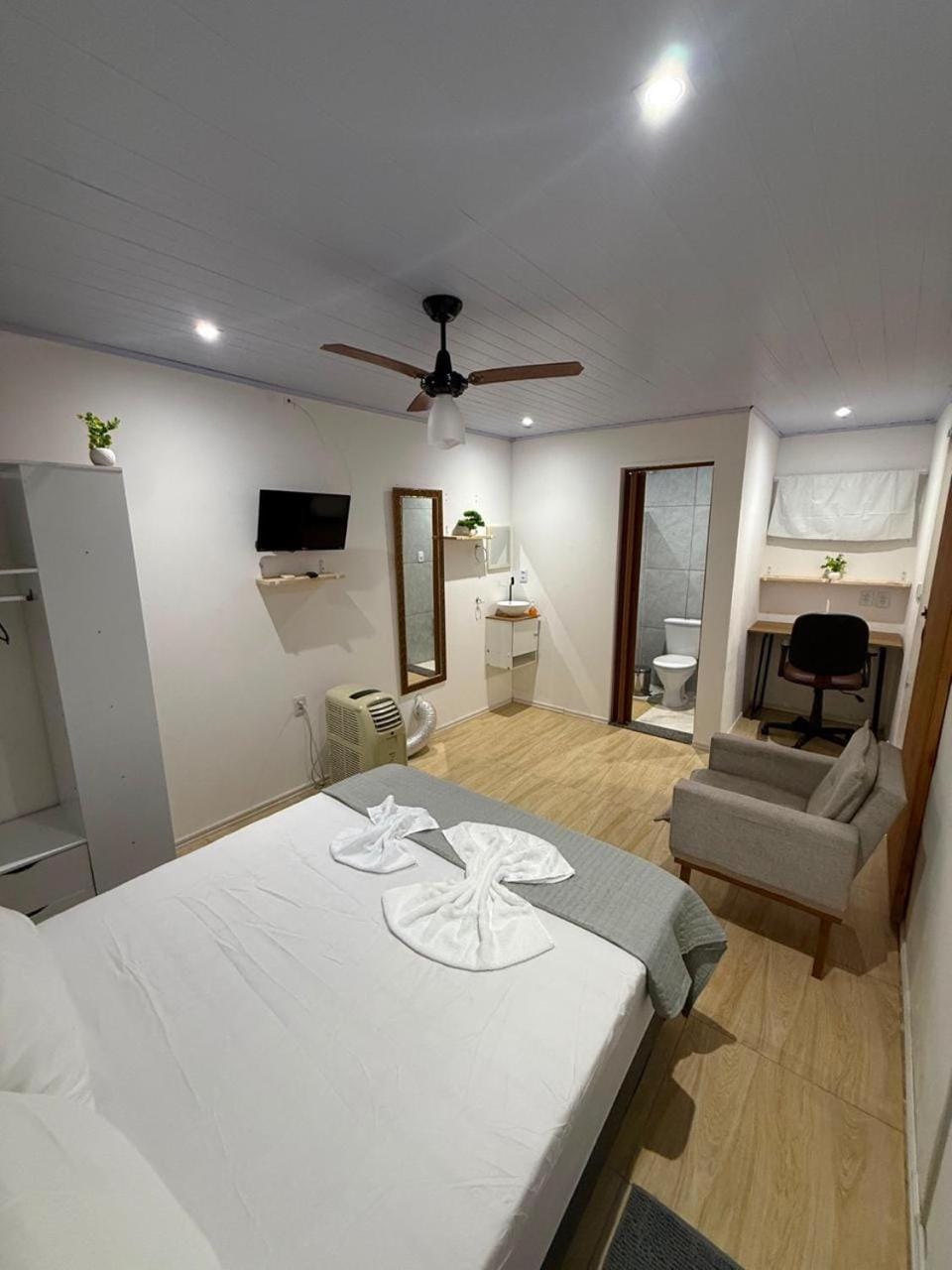 kitnet Residencial Ozzy com Garagem Coberta em Betim Apartment in Betim