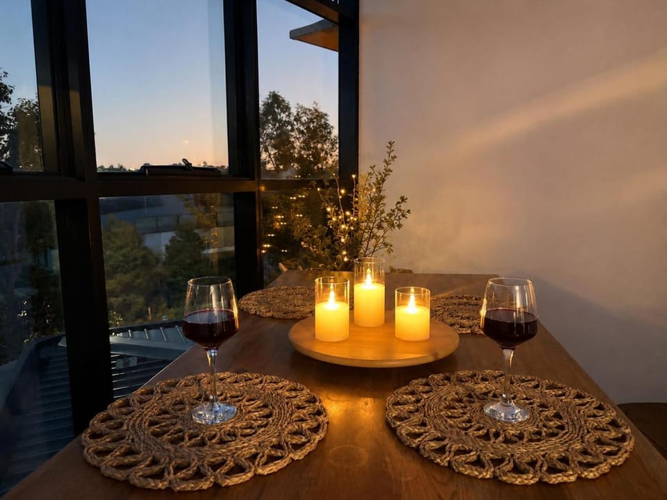 Day, View (from property/room), Balcony/Terrace, Dining area, Garden view