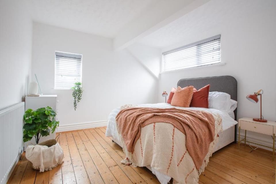 Stylish Hove Apartment with Free Parking Apartment in Lytham St Annes