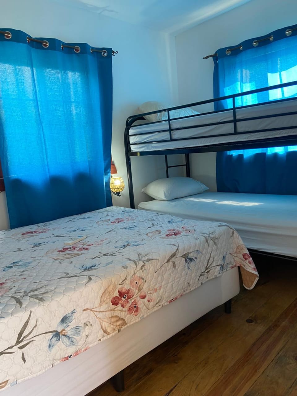 Ocean breeze Villas Resort in Atlántida Department