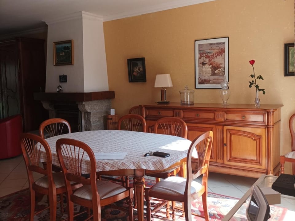 Maison entre port et plage, animaux OK - 7 pers. House in Le Croisic