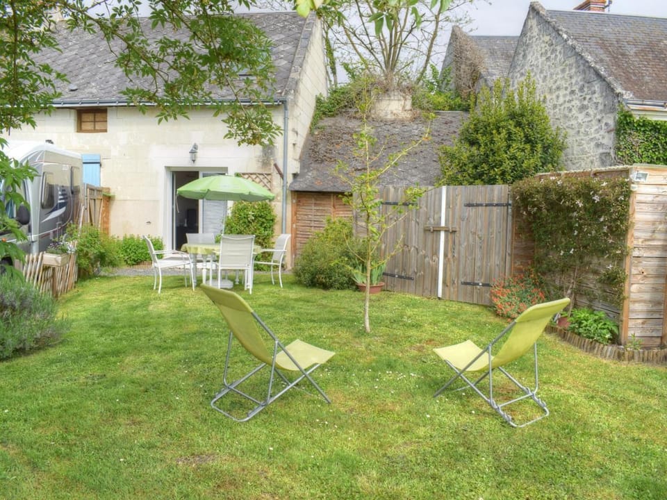 Gîte accueillant près de la Loire - 2 pers. - FR-1-381-669 House in Centre-Val de Loire