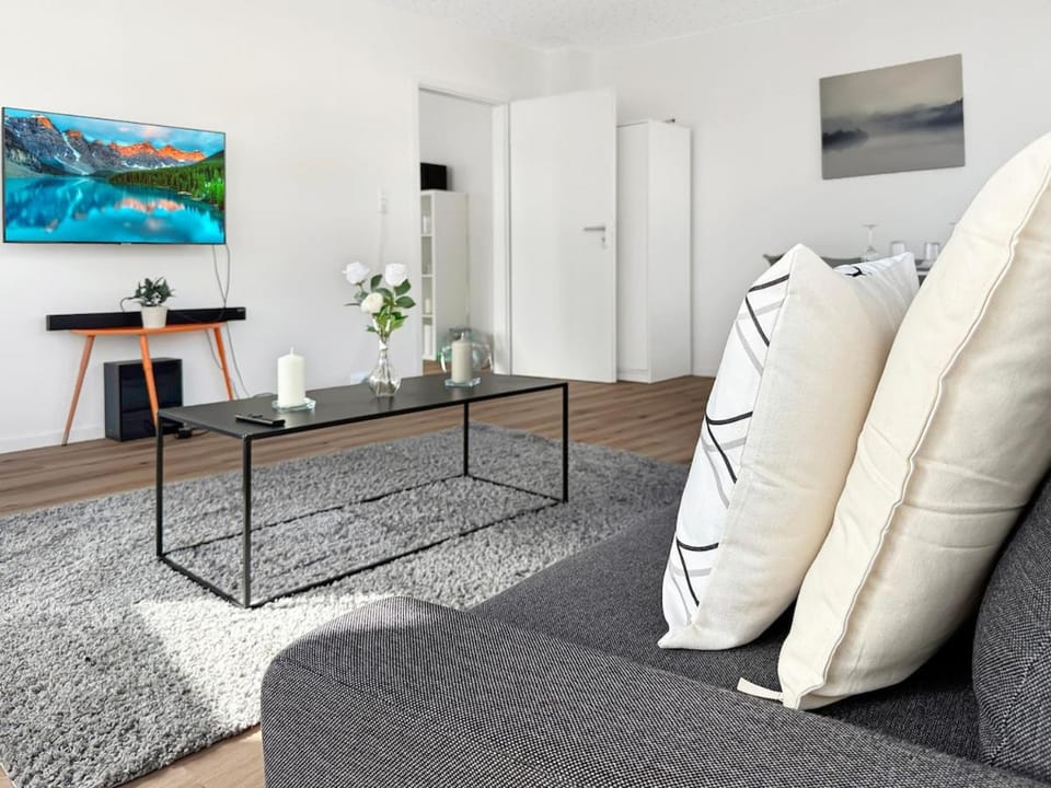 Loft 24 Stuttgart Zentrales Gruppenloft für 10 Gäste mit PS5 Apartment in Stuttgart
