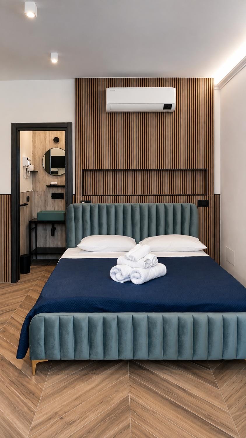 Bed, Photo of the whole room, Bedroom, towels, air conditioner