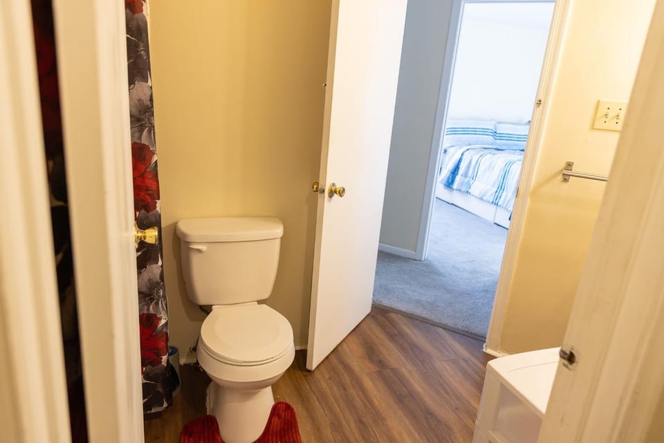 Spacious 2 bedrooms with comfort Apartment in Upper Darby