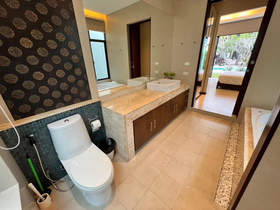 Baan Wana Luxury Pool Villa Villa in Phuket