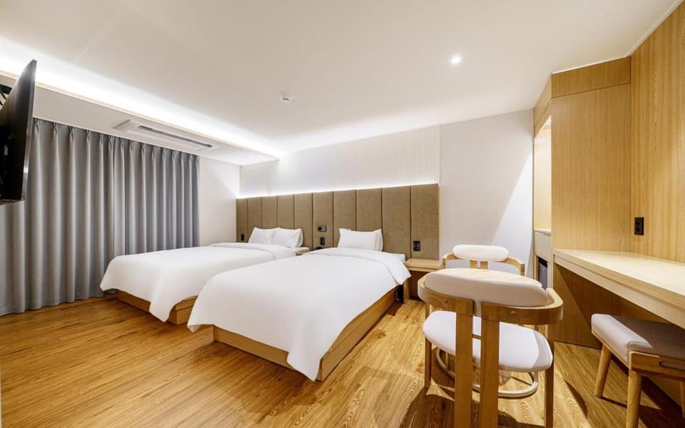 TV and multimedia, Bedroom