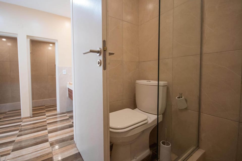 Pensión en excelente ubicación Habitación compartida o privada Bed and Breakfast in Buenos Aires