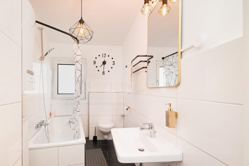 Toilet, Bathroom, Bath