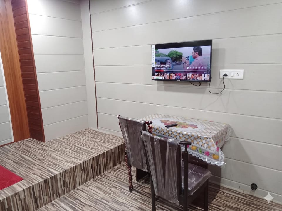 Hotel Garden Lodging And Boarding Hotel in Maharashtra