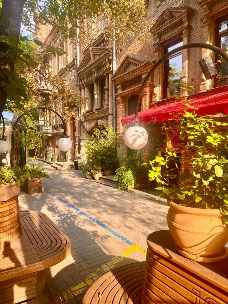 Day, Neighbourhood, Garden view, Street view