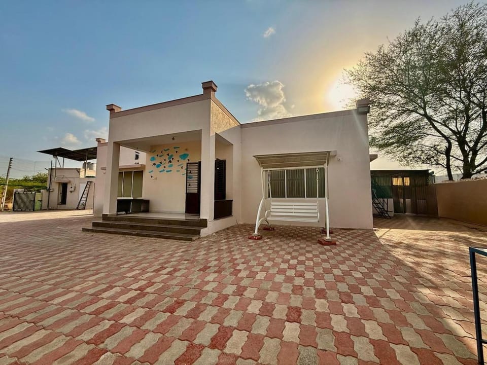 Nest-relax recharge reconnect Apartment in Gujarat