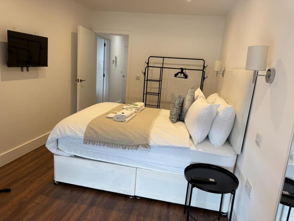 Modern City & Coastal Escape in Southend-on-Sea Apartment in Southend-on-Sea