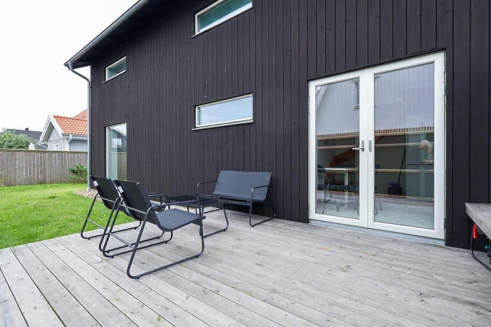 Corporate And Family Home Near The Sea And Volvo Cars House in Gothenburg