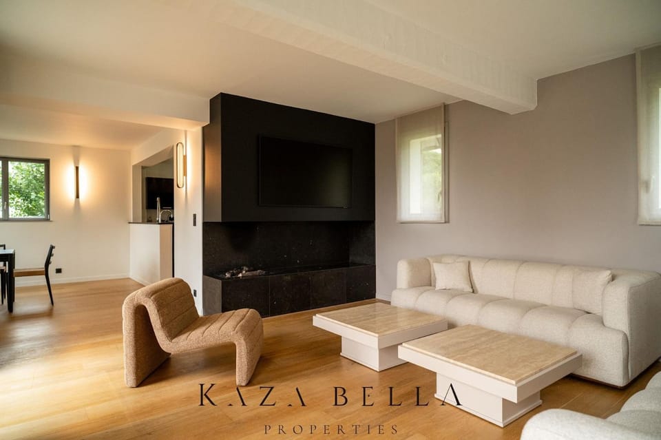 KAZA BELLA - Amazing Villa with sea view and pool Bed and Breakfast in Benerville-sur-Mer