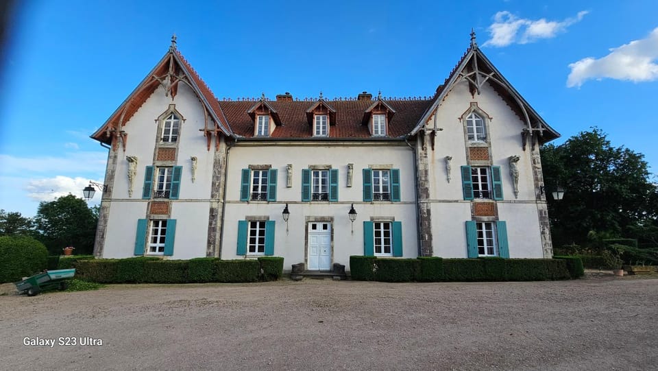 Chambre Napoléon III Bed and Breakfast in Auvergne-Rhône-Alpes