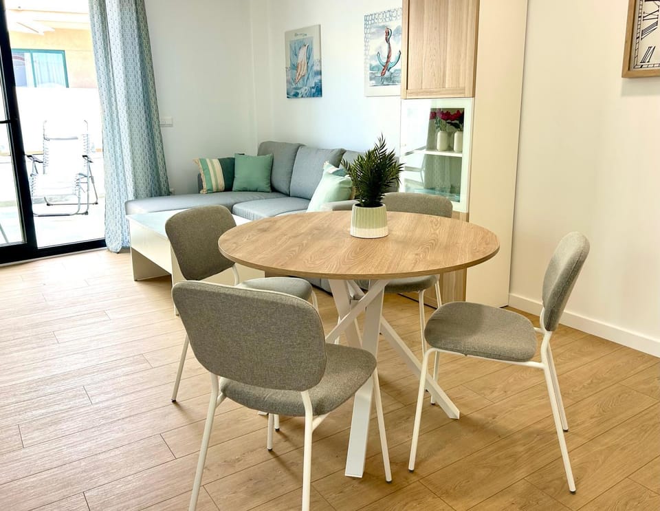 Living room, Seating area, Dining area