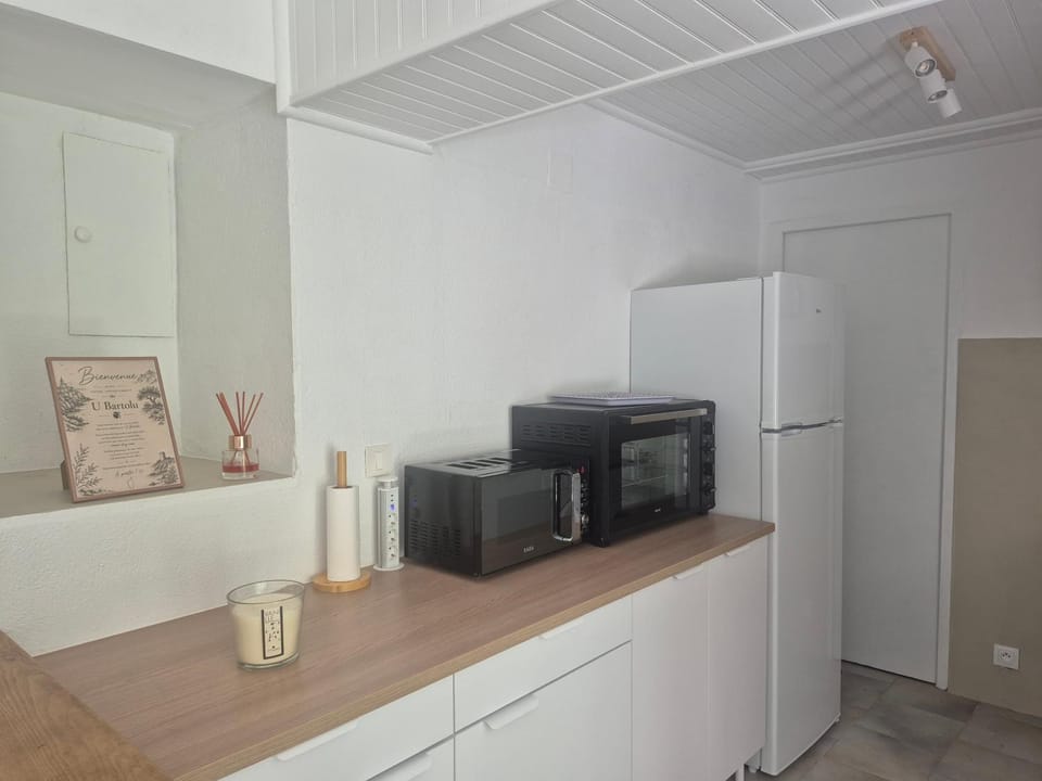 U Bartolu - Charmant appartement au cœur du village Apartment in Corsica