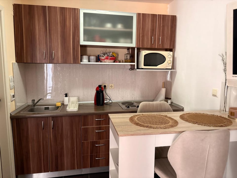 Coffee/tea facilities, Kitchen or kitchenette