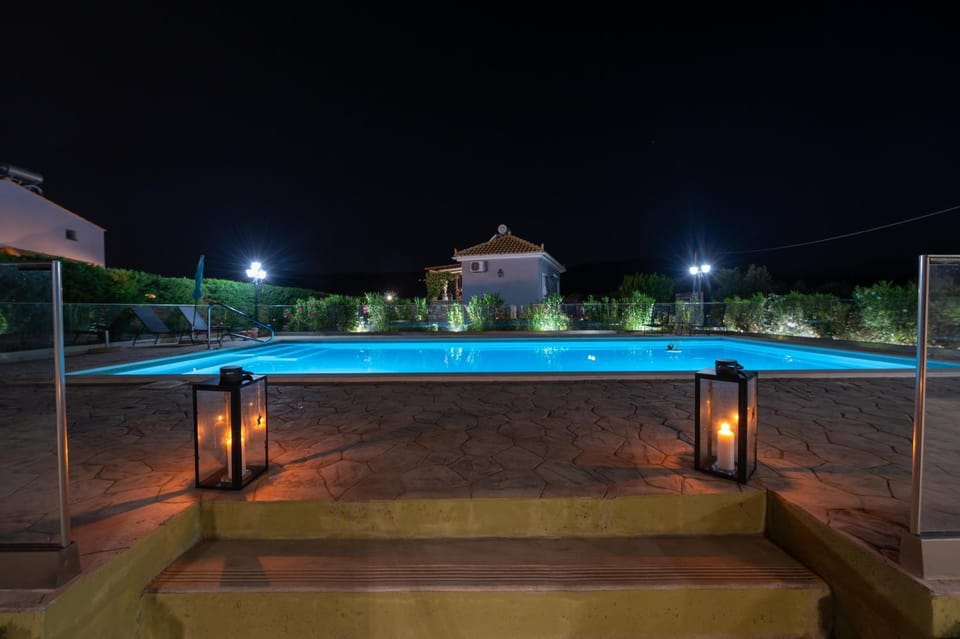 Night, Swimming pool