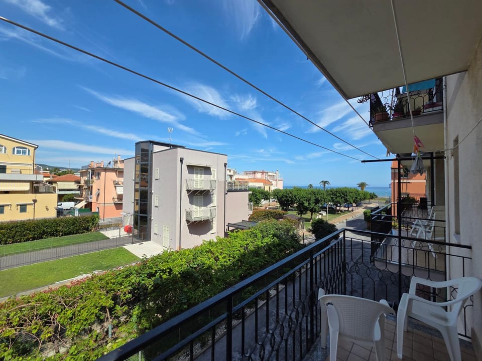 Alfiere - By Turent Apartment in Pietra Ligure