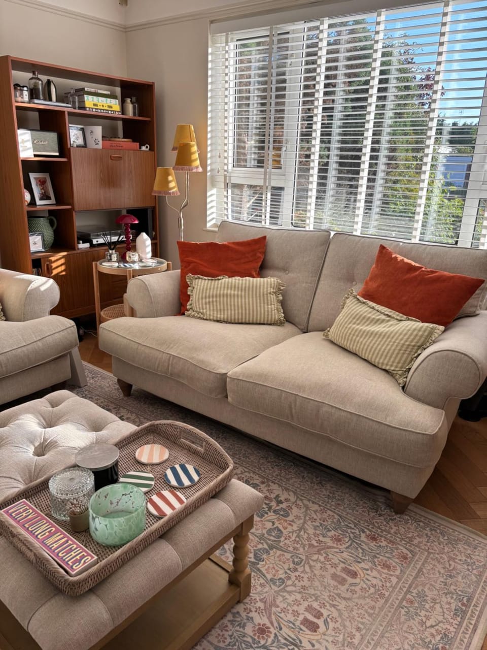 Bright Private Room in Home with Gorgeous Shared Bathroom & Parking Vacation rental in England