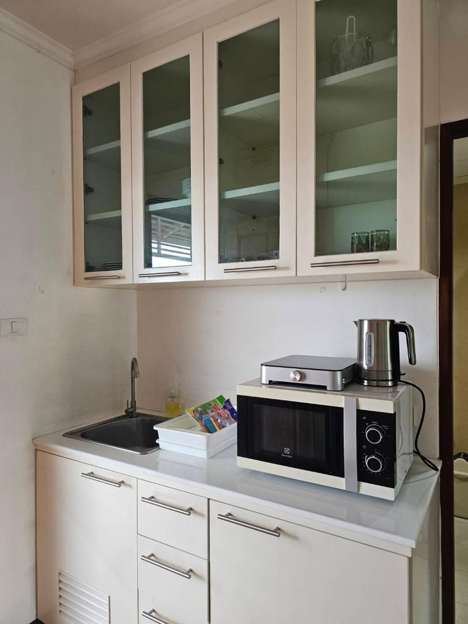 Kitchen or kitchenette, kitchen