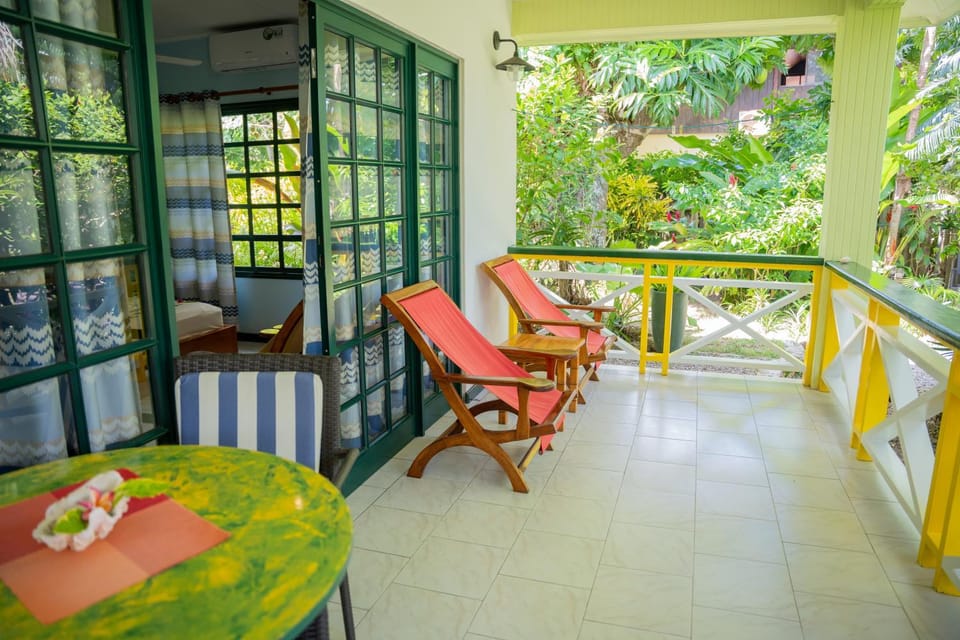 Garden, View (from property/room), Balcony/Terrace, Seating area, Garden view
