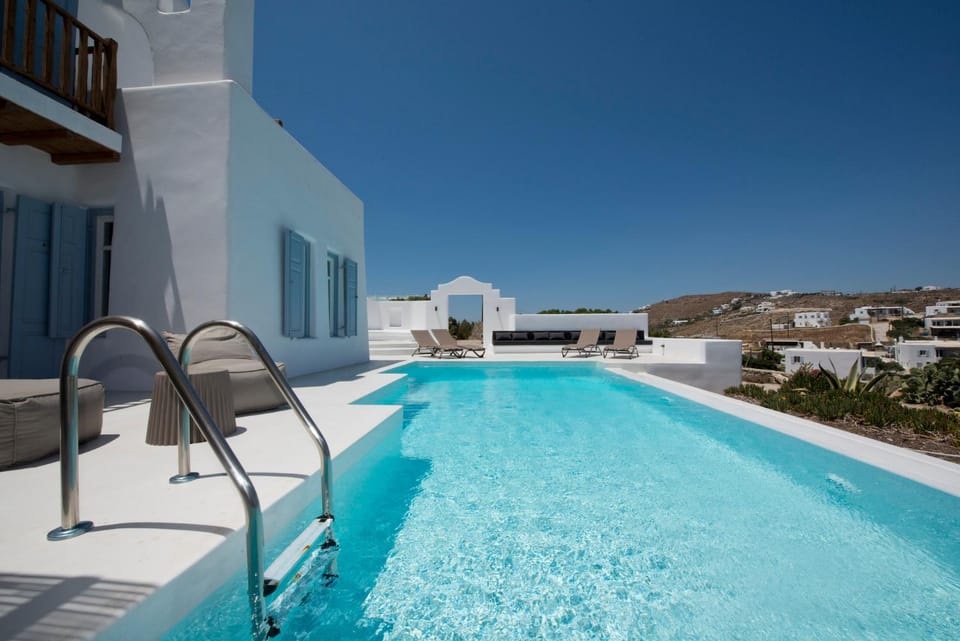 Day, Swimming pool, Swimming pool