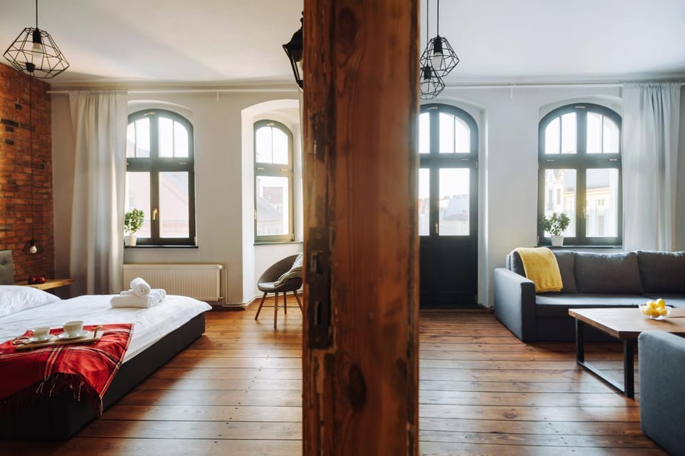 Living room, Bedroom