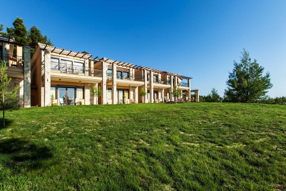 Property building, Garden