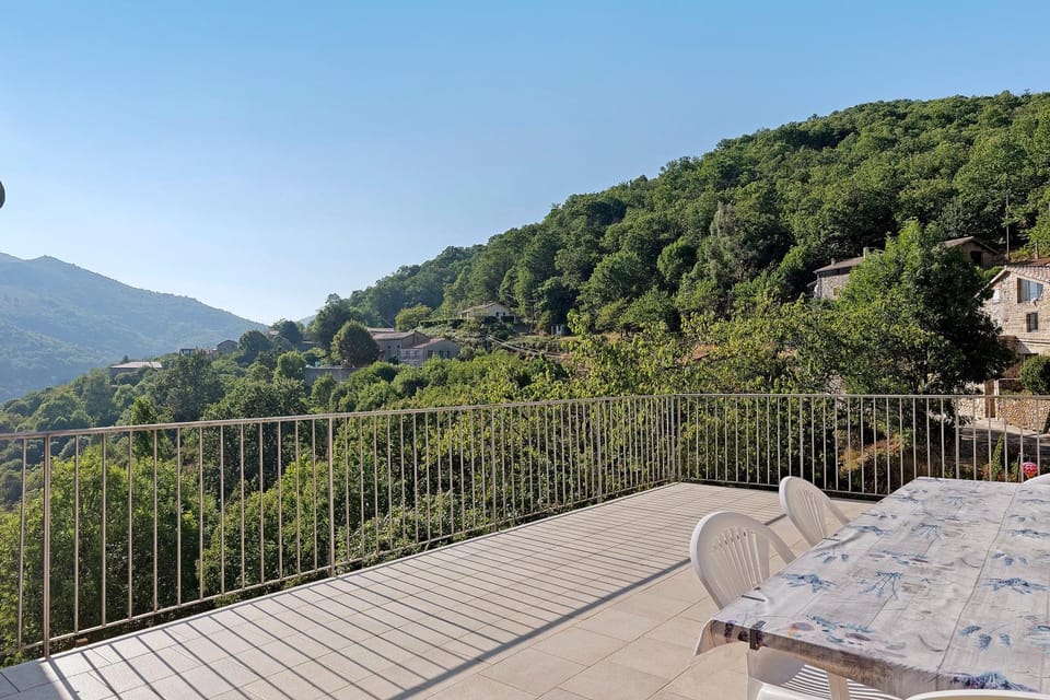 Chambres d'hôtes Le Volcan d'Aizac Bed and Breakfast in Provence