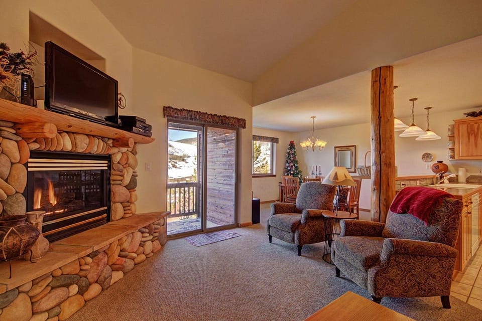 127 Lookout Ridge Apartment in Dillon