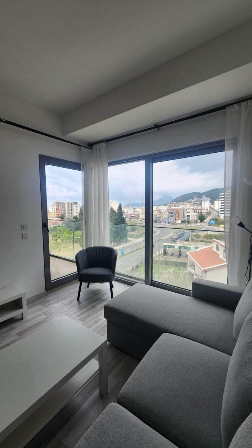 PMTR Luxury 1BR Apartment with Sea View in Bar Apartment in Montenegro