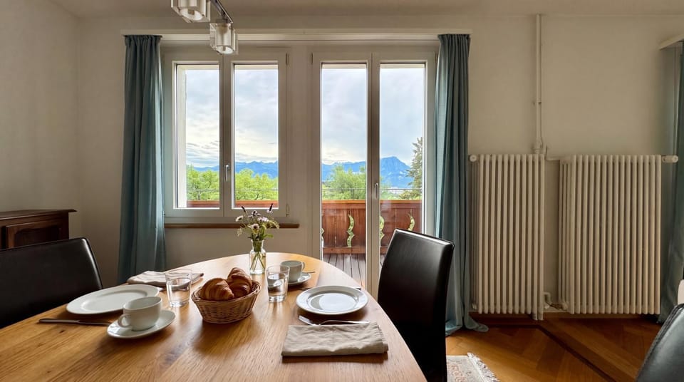 Dining area, Food, Dinner