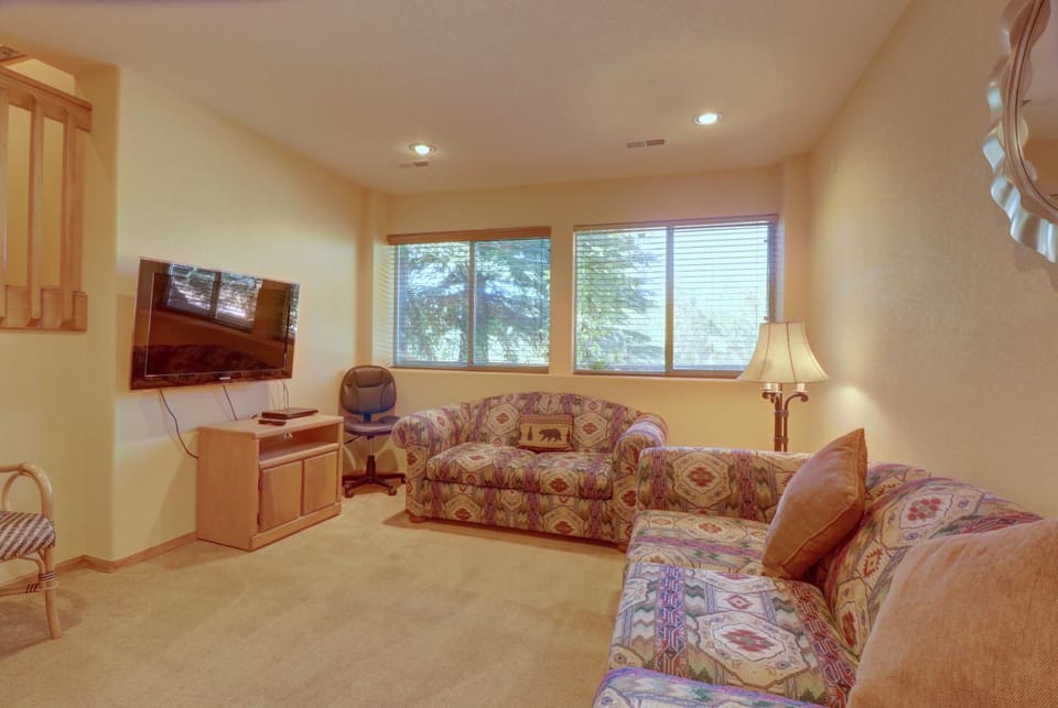 75 Corinthian 3Br 3Ba Apartment in Dillon