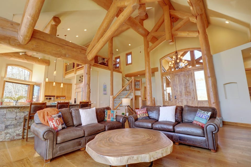 Good Elevations on Two Cabins Drive Cabin in Silverthorne