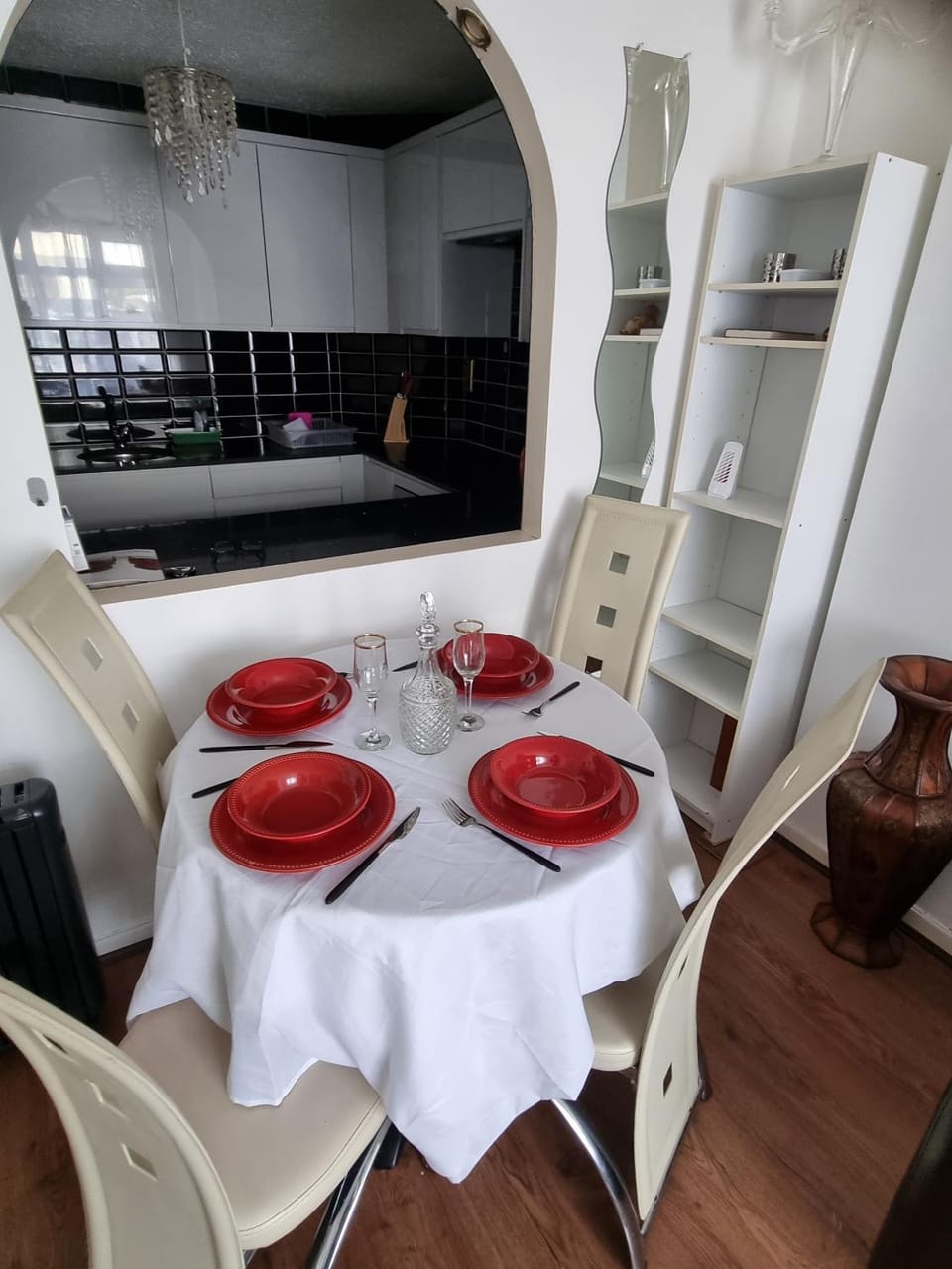 Ground Floor Flat Free Parking near Tube Station Apartment in Edgware