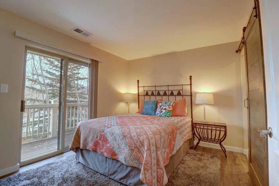 201 Point Dr 2Br 2Ba Apartment in Frisco