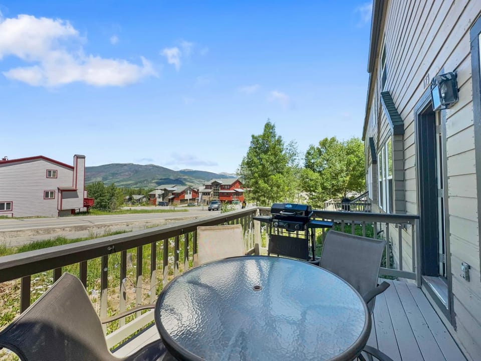 173 Buffalo Drive Apartment in Wildernest