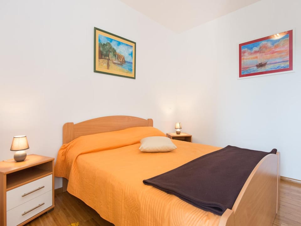 Bedroom, Bedroom