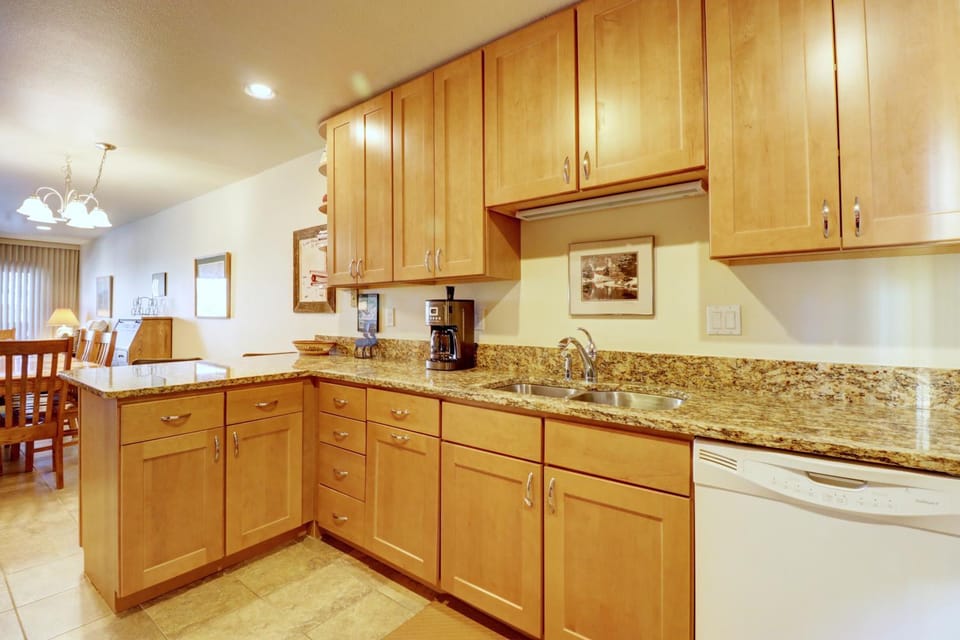 727B Meadow Creek Apartment in Frisco