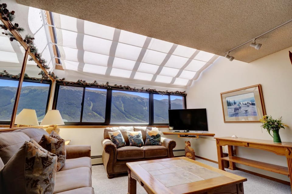 VS741 Village Square Apartment in Summit County