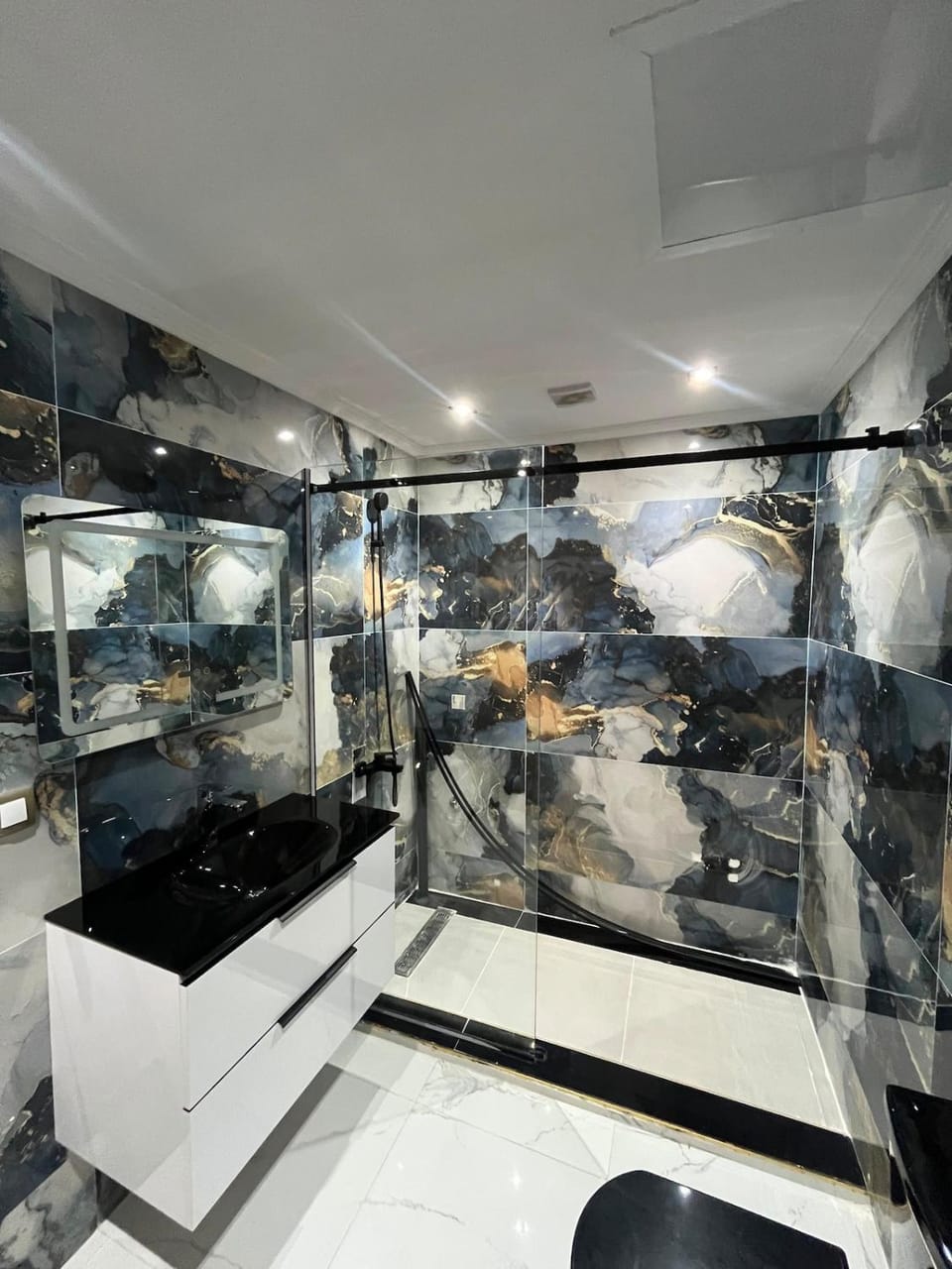 luxury Penthouse Malabata Apartment in Tangier