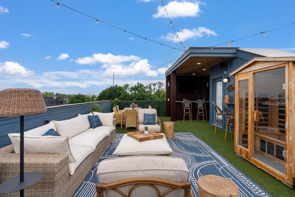 Old Hawai'i Hale House in East Nashville