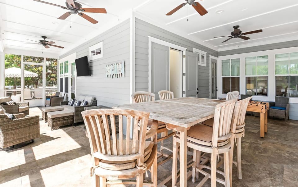 Pine Lily Oasis House in Seagrove Beach