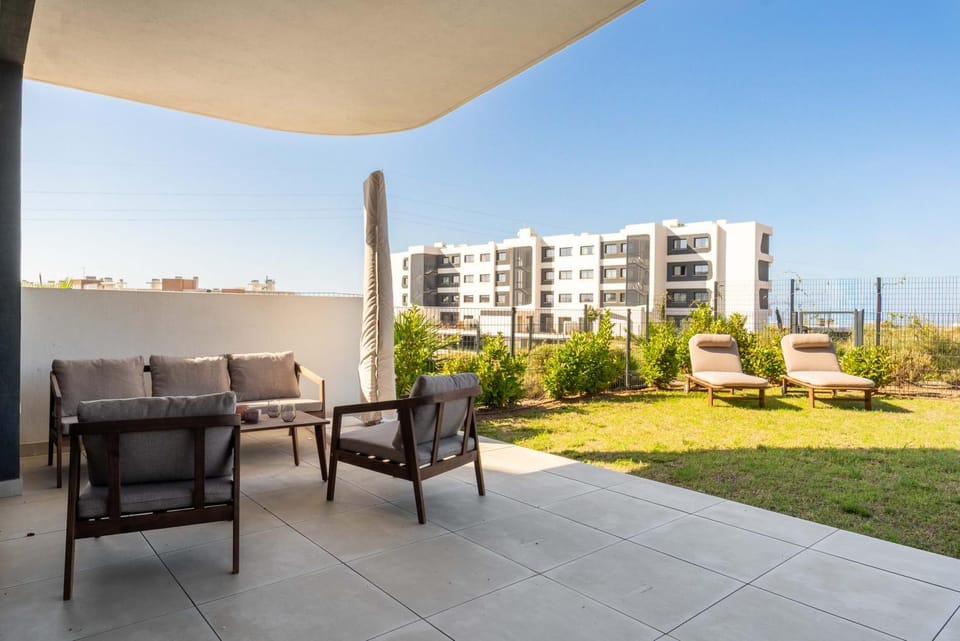Patio, Spring, Balcony/Terrace, Seating area