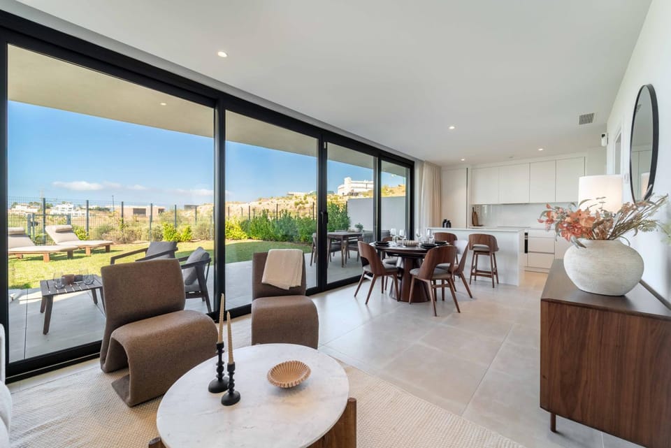 Living room, Seating area, Dining area